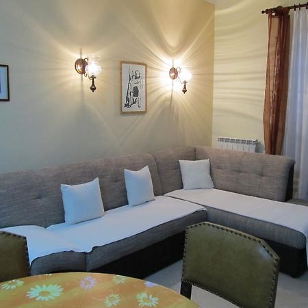 Apartment Cerovac อูมัค ภายนอก รูปภาพ